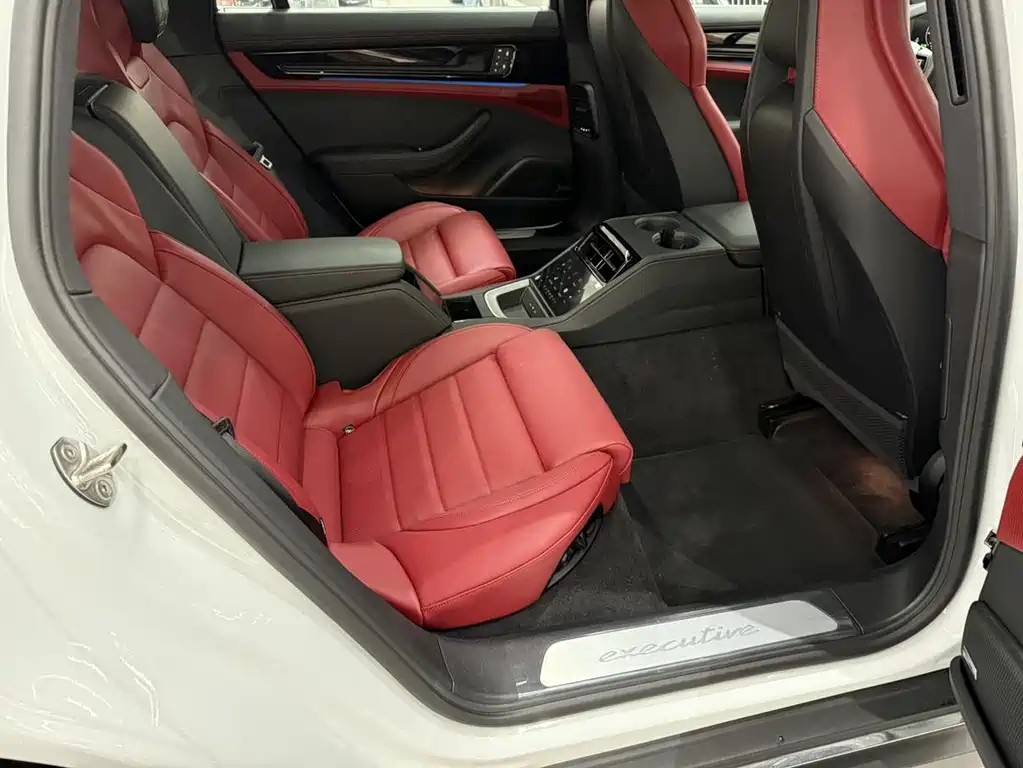 Panamera 2026 Panamera 4 Executive Extended Edition 2.9T купить на сайте DeffCars