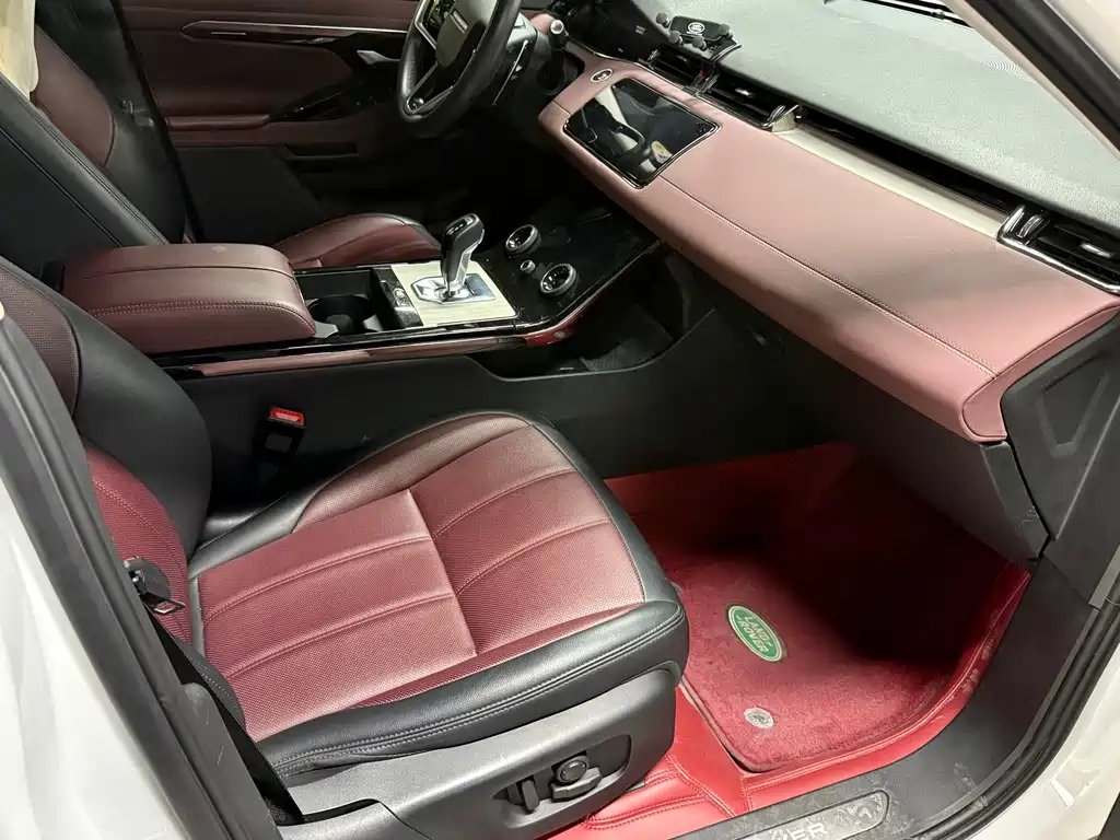 Range Rover Evoque 2023 Evoque L 249PS Deluxe Edition купить на сайте DeffCars