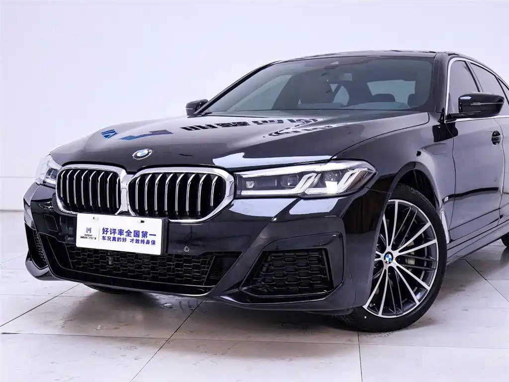 BMW 5 Series 2021 530Li Leading M Sports Package купить на сайте DeffCars
