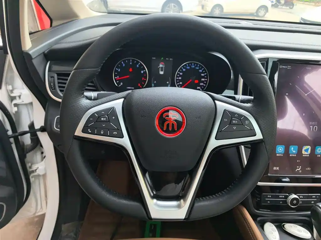Song MAX 2018 1.5T automatic intelligent connection exclusive model 6 seats купить на сайте DeffCars