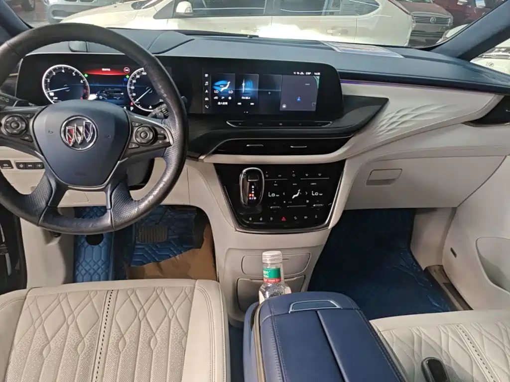Buick GL8 2021 Avenir Four-seater Premium Edition купить на сайте DeffCars