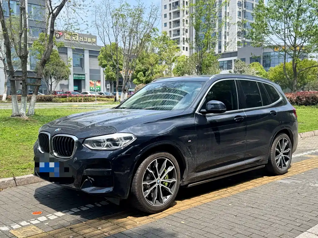 BMW X3 2022 Facelift xDrive30i Exclusive M Night Package купить на сайте DeffCars