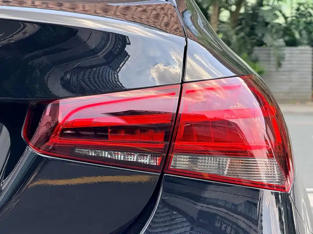 Mercedes-Benz A-Class 2019 A 180 L Sports Sedan купить на сайте DeffCars