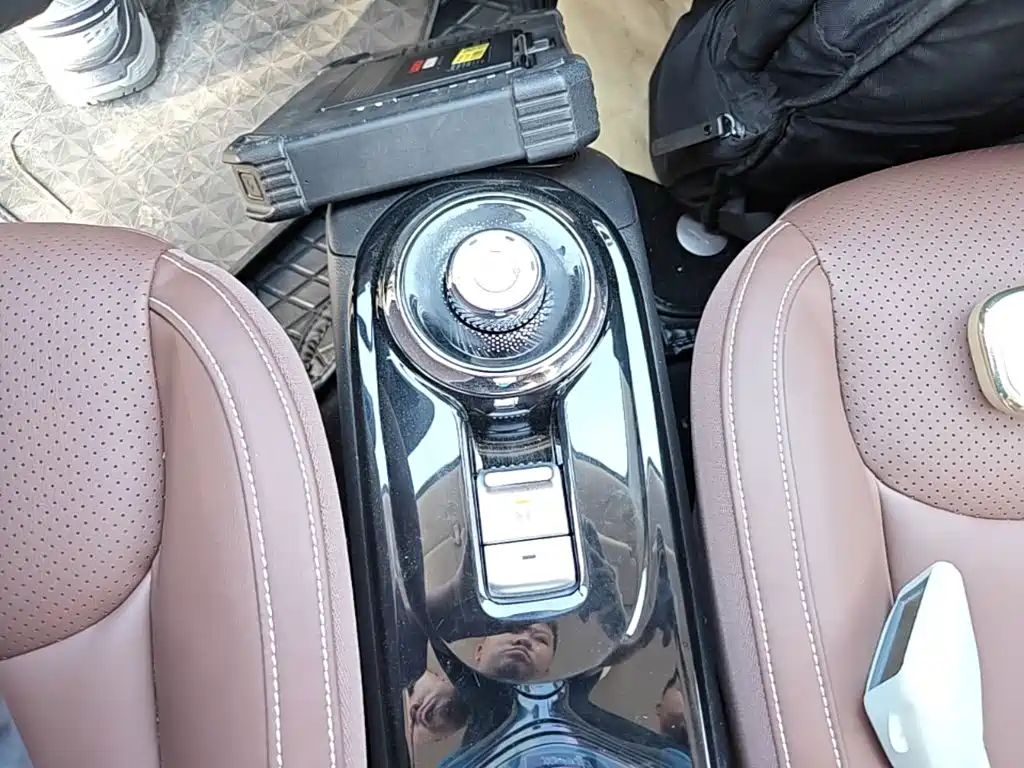 Wuling Bingo 2023 model 333km Lingxi Internet model купить на сайте DeffCars