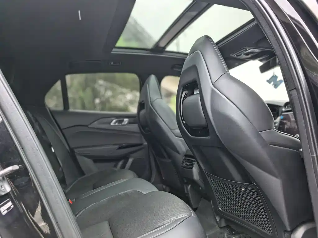 Lynk & Co 03 2022 2.0TD DCT Pro купить на сайте DeffCars