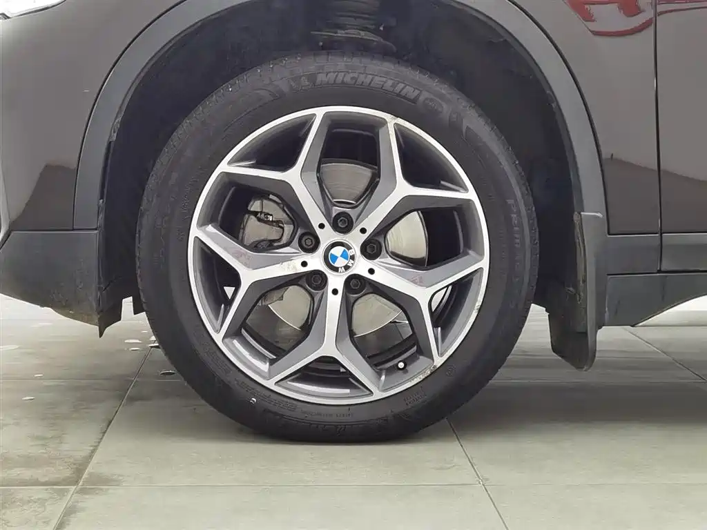 BMW X1 2018 sDrive18Li Exclusive Model купить на сайте DeffCars