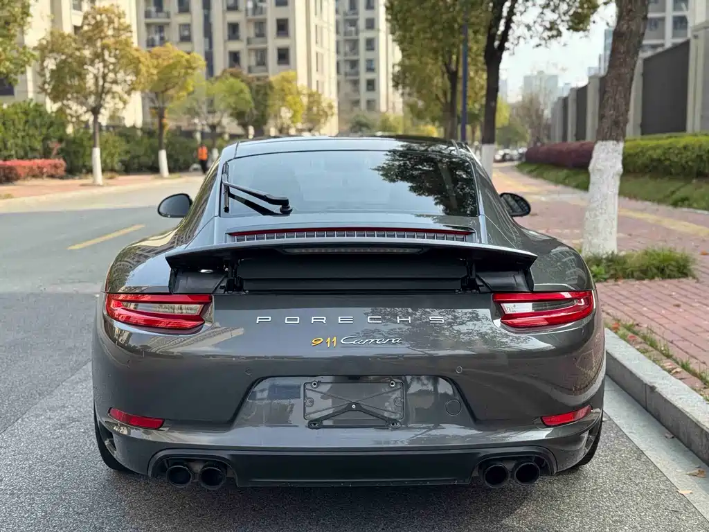 Porsche 911 2016 Carrera 3.0T купить на сайте DeffCars
