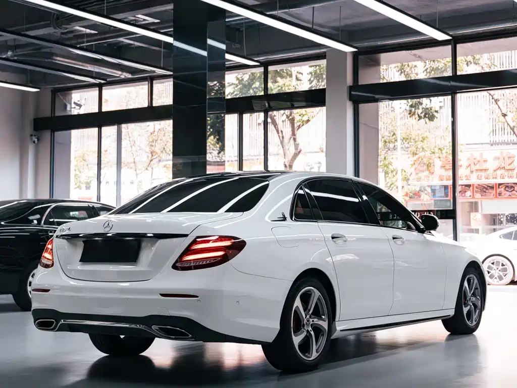 Mercedes-Benz E-Class 2017 E 300 L Sporty and Stylish купить на сайте DeffCars