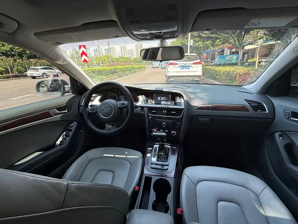 Audi A4L 2015 35 TFSI automatic comfort type купить на сайте DeffCars