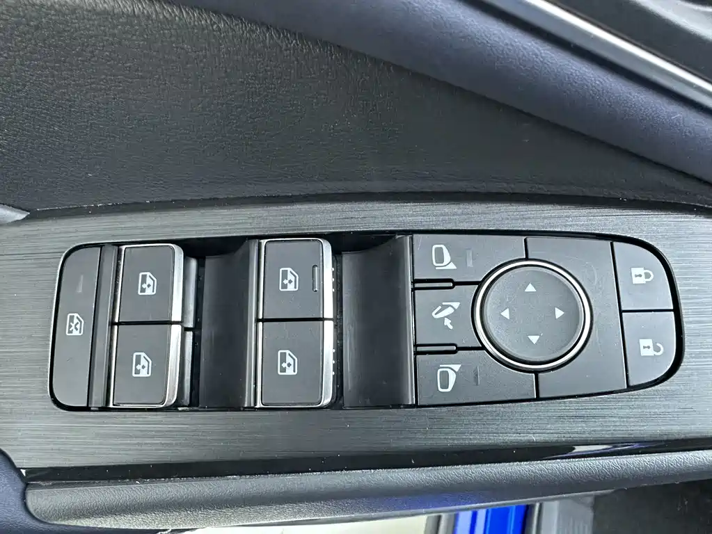 Qashqai 2023 1.3T CVT Pilot Edition купить на сайте DeffCars
