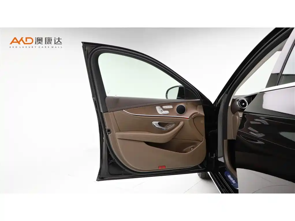 Mercedes-Benz E350eL/2.0T/23 models/plug-in hybrid sedan купить на сайте DeffCars
