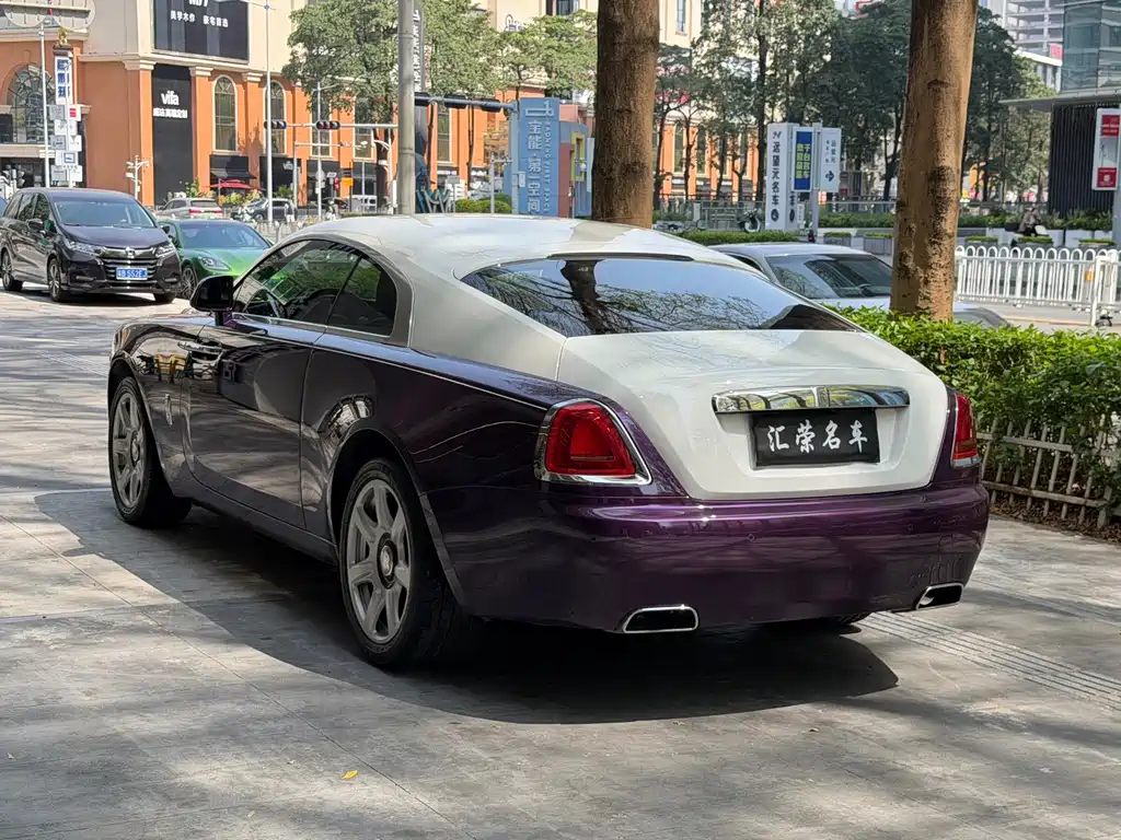 Wraith 2018 6.6T standard model купить на сайте DeffCars