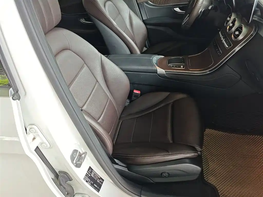 Mercedes-Benz GLC 2020 GLC 260 L 4MATIC luxury model купить на сайте DeffCars
