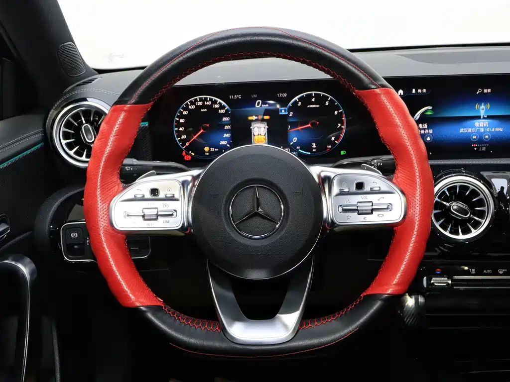 Mercedes-Benz A-Class 2022 Model 2 A 200 L Sports Sedan Fashionable купить на сайте DeffCars