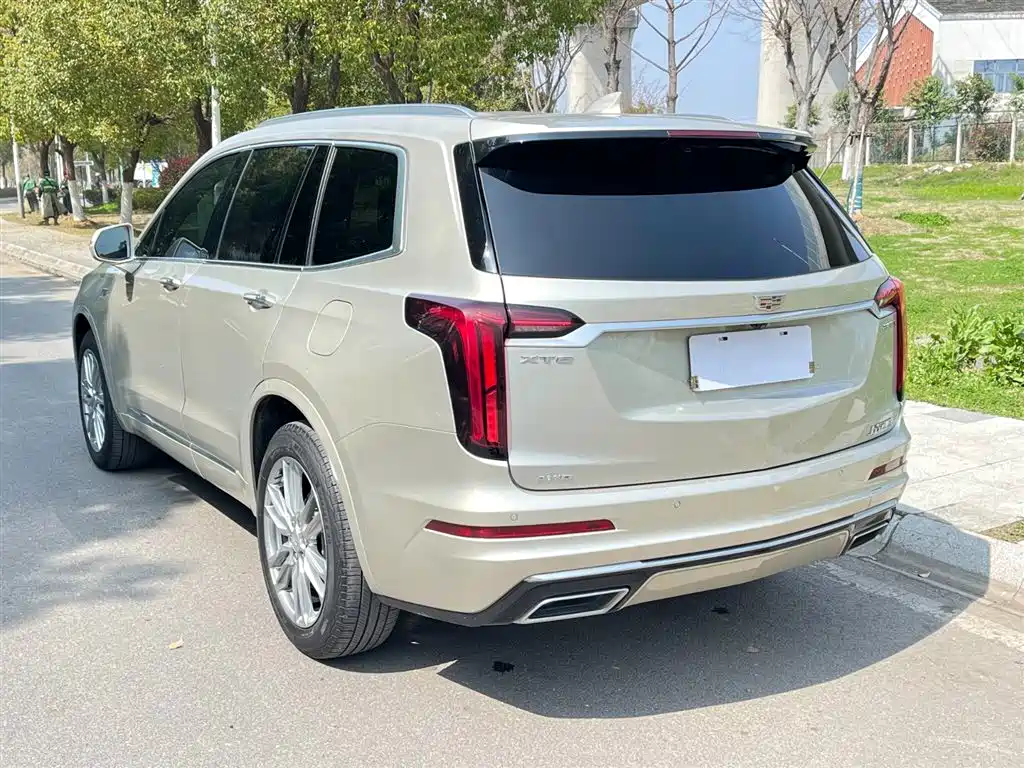 Cadillac XT6 2021 2.0T six-seat four-wheel drive luxury model купить на сайте DeffCars