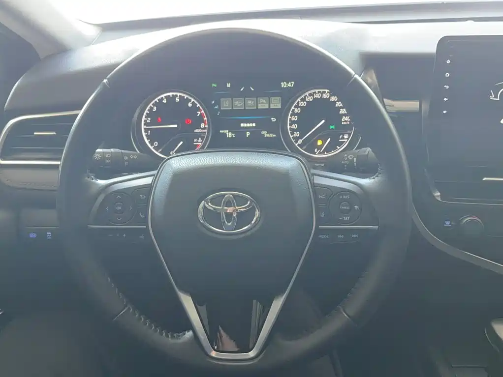 Camry 2021 2.0G Deluxe Edition купить на сайте DeffCars