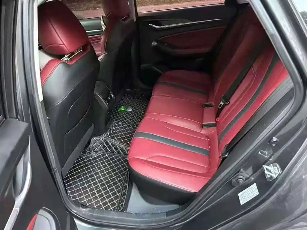 Yidong 2021 PLUS Blue Whale NE 1.4T GDI DCT Premium Type купить на сайте DeffCars