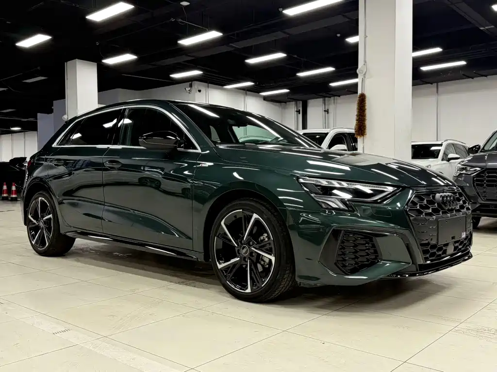 Audi A3 2023 Sportback 35 TFSI stylish and sporty купить на сайте DeffCars