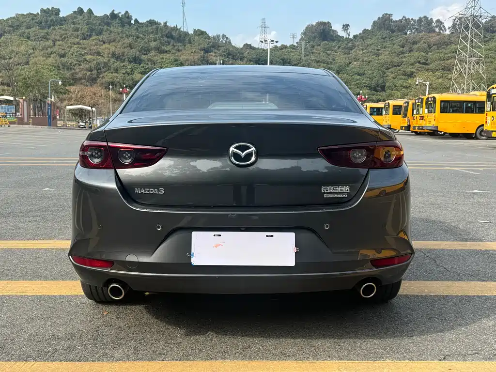 Mazda3 Angkesela 2020 2.0L Automatic Premium Edition купить на сайте DeffCars
