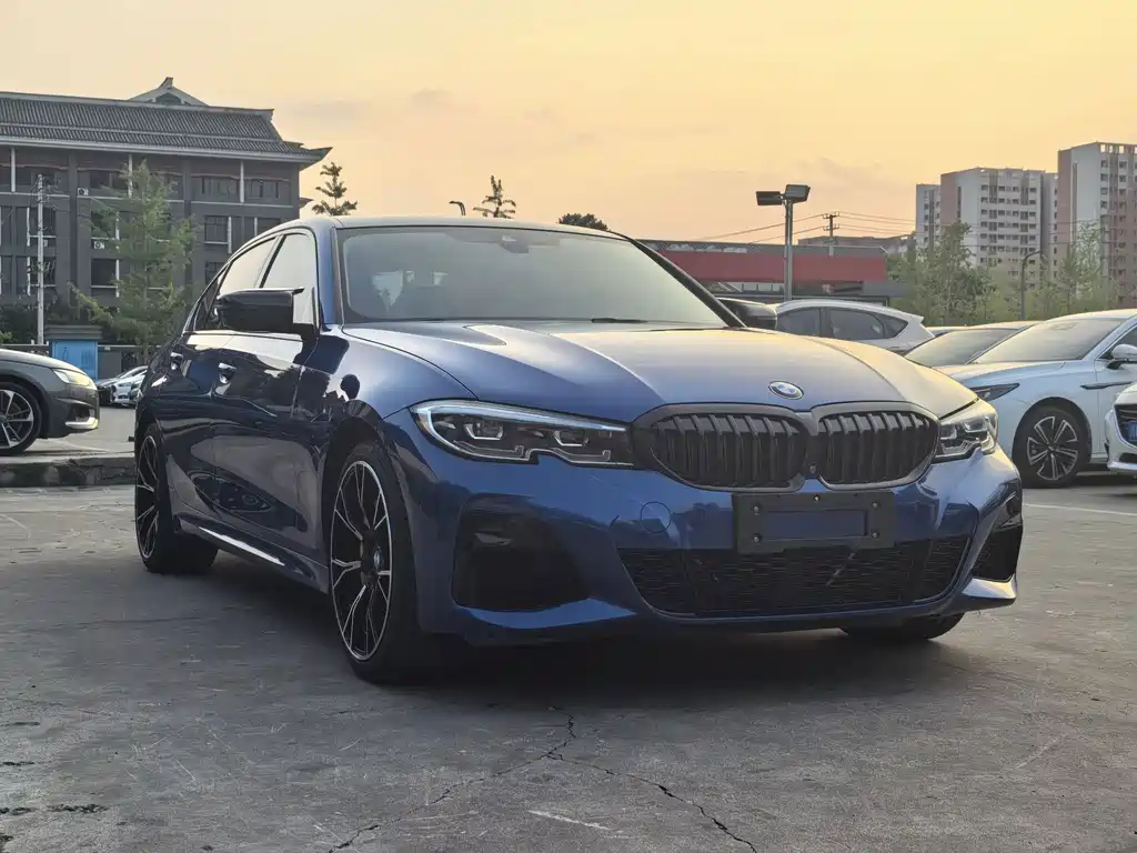 BMW 3 Series 2020 325Li M Sport Overnight Set купить на сайте DeffCars
