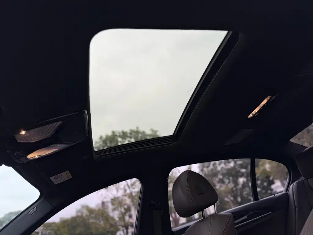 BMW 5 Series 2019 525Li M Sports Package купить на сайте DeffCars