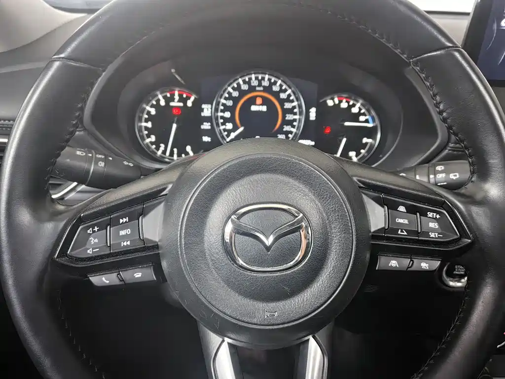 Mazda CX-5 2022 2.0L automatic two-wheel drive smart model купить на сайте DeffCars
