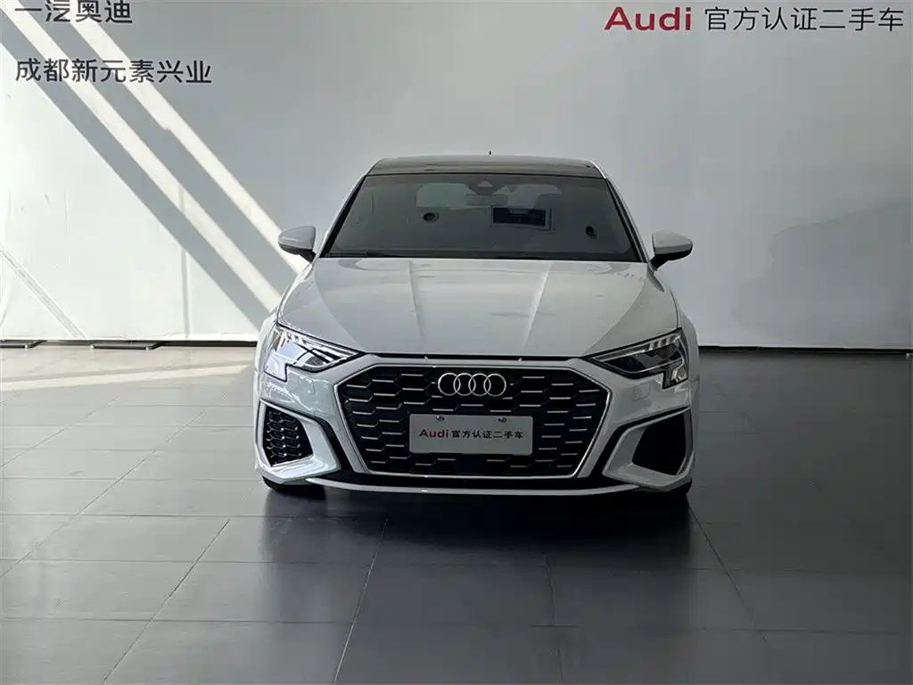 Audi A3 2024 Sportback 35 TFSI stylish and sporty купить на сайте DeffCars