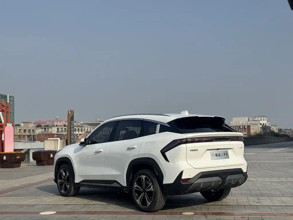 Galaxy L7 2025 EM-i 115km Discovery+ Edition купить на сайте DeffCars
