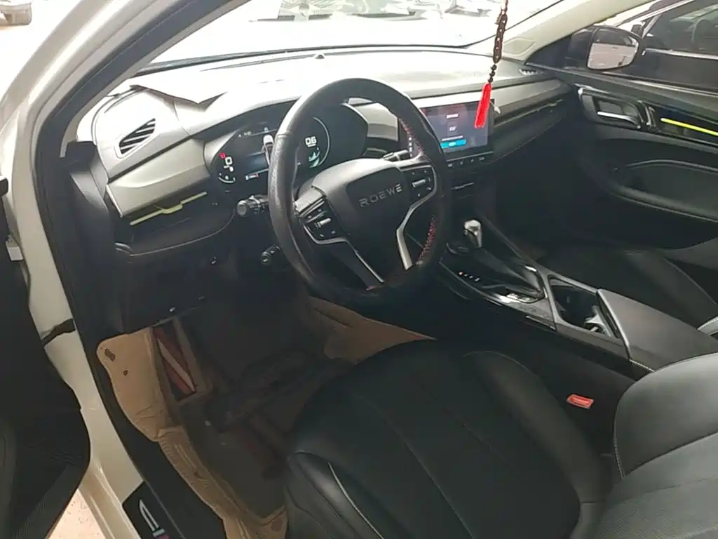 ROEWE i5 2021 facelift 1.5L CVT diamond version купить на сайте DeffCars