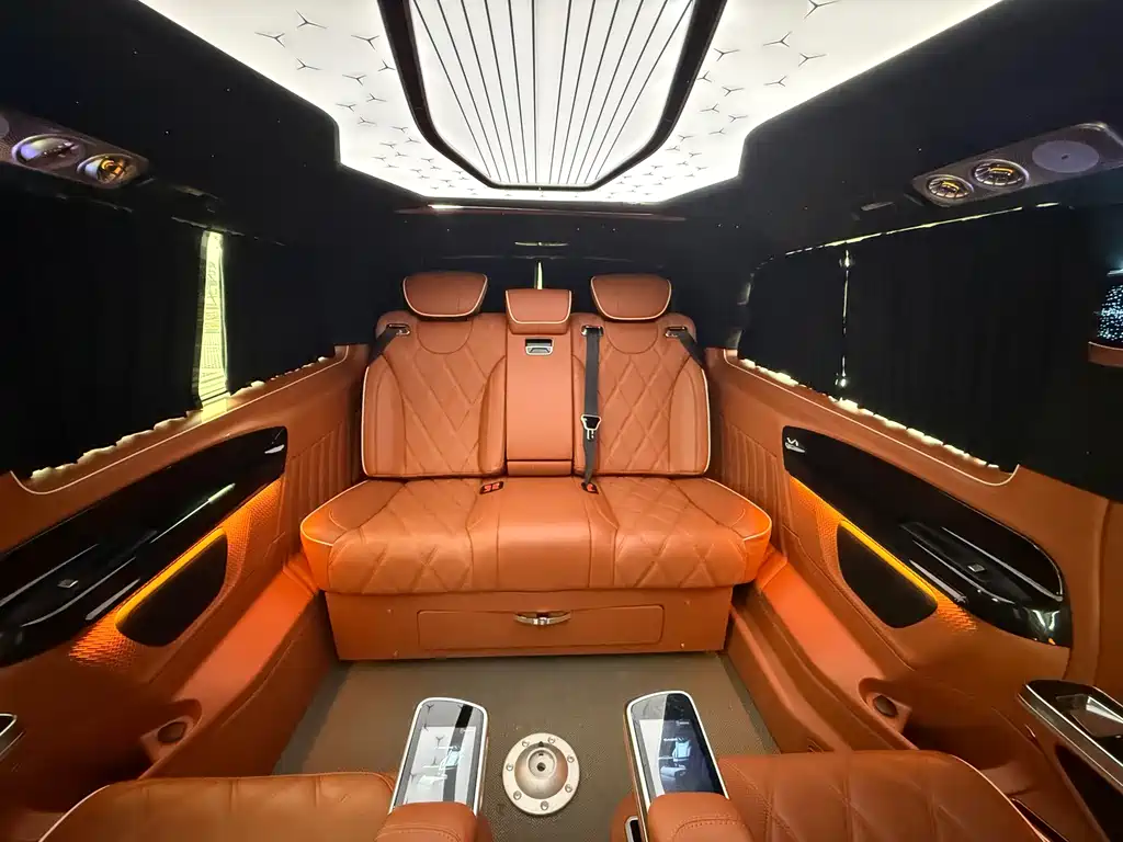 Vito 2023 2.0T Elite Edition 7 seats купить на сайте DeffCars