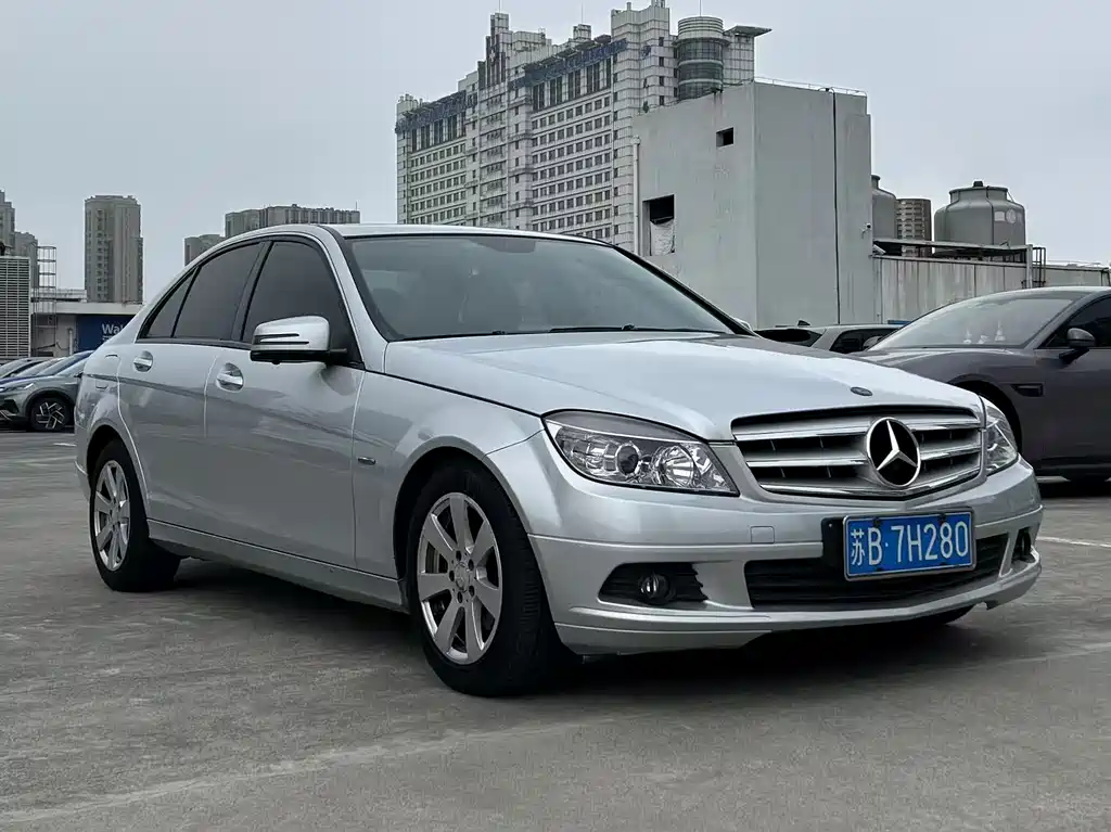 Mercedes-Benz C-Class 2011 C 180K Classic купить на сайте DeffCars