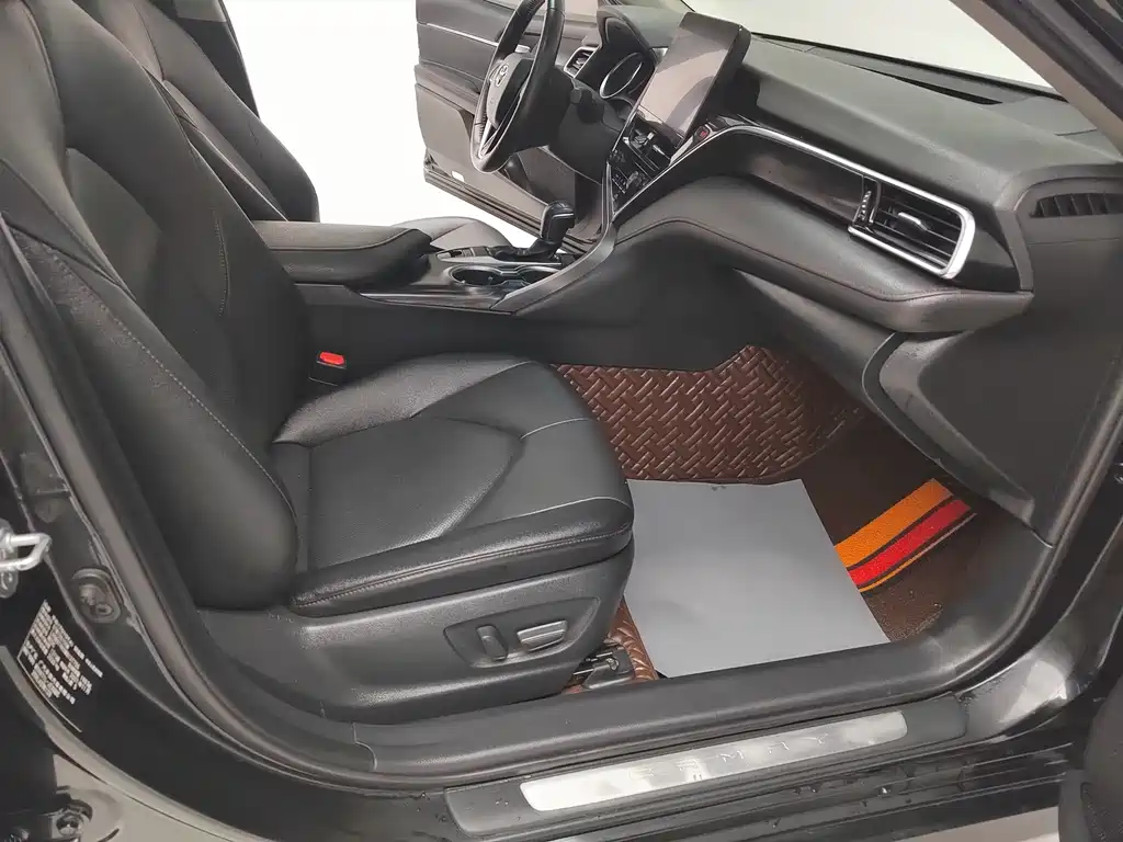 Camry 2021 2.0G Deluxe Edition купить на сайте DeffCars