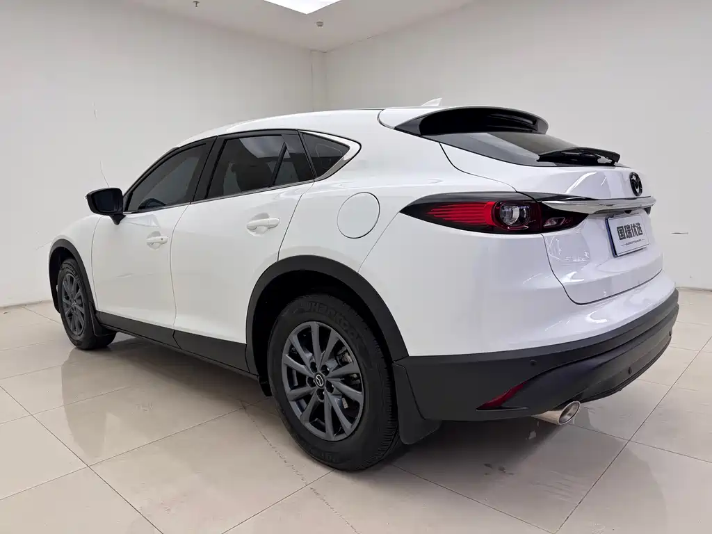 Mazda CX-4 2021 2.0L automatic two-wheel drive Blue Sky Vitality Edition купить на сайте DeffCars
