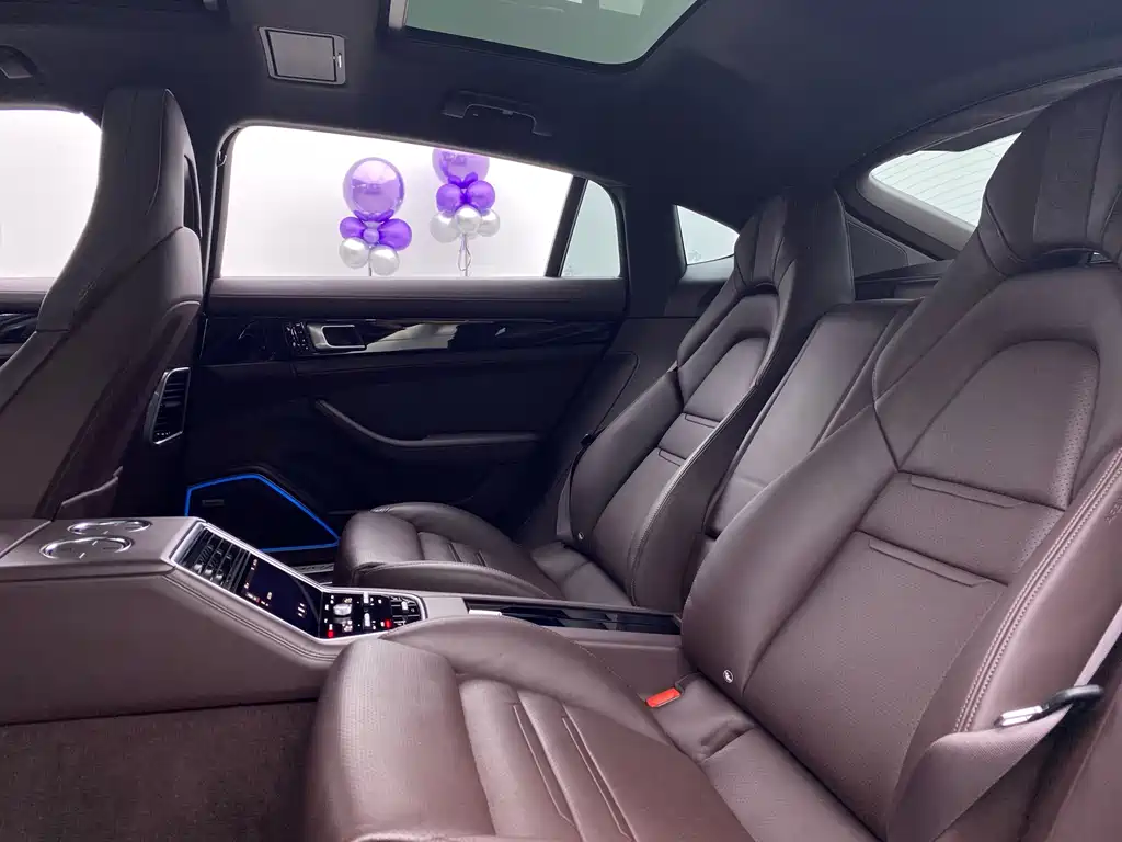Panamera 2017 Panamera 4 Executive Extended Edition 3.0T купить на сайте DeffCars