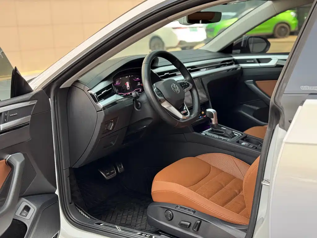 FAW-Volkswagen CC 2021 Hunting Vehicle 380TSI Hunting Edition купить на сайте DeffCars
