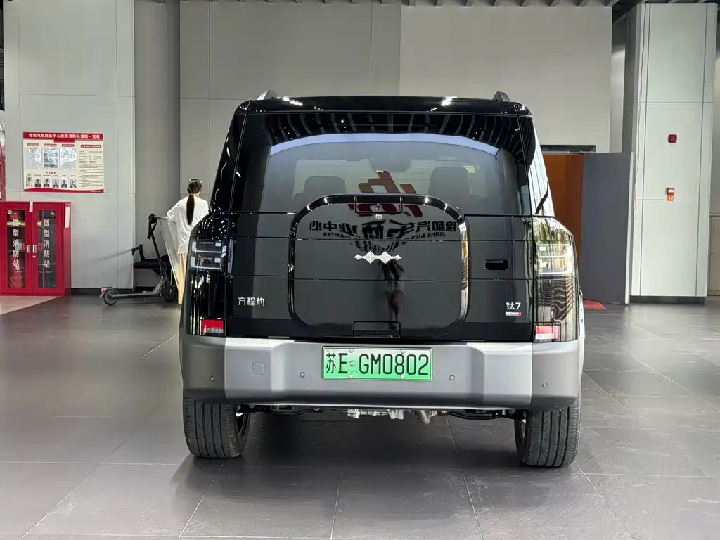 Titanium 7 2025 190KM four-wheel drive Ultra version купить на сайте DeffCars