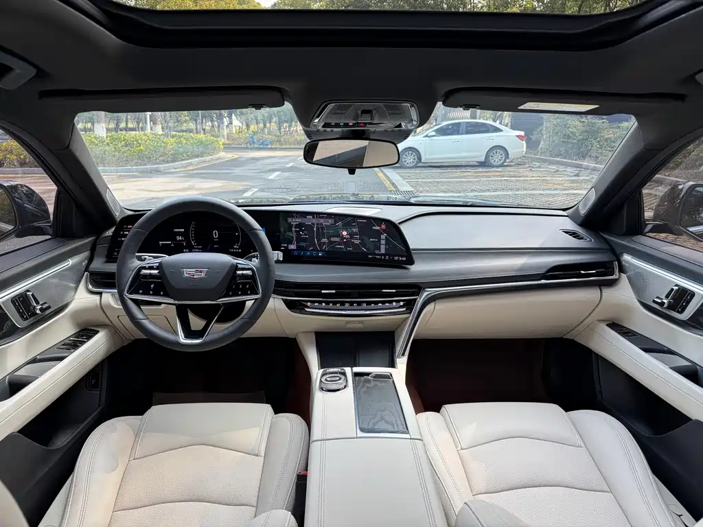 Cadillac CT6 2023 28T luxury model купить на сайте DeffCars