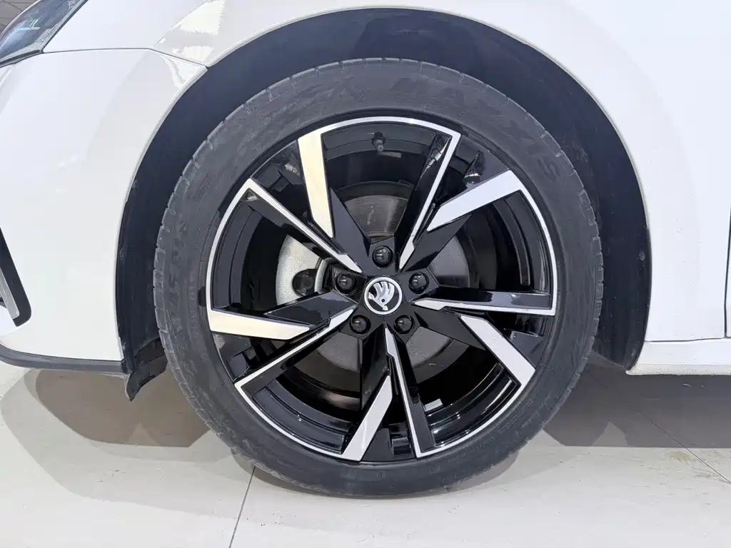 Octavia 2022 PRO TSI280 Luxury Edition купить на сайте DeffCars