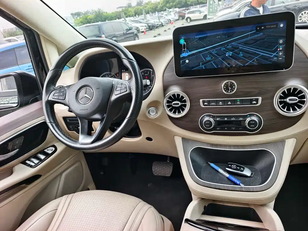 Vito 2021 2.0T Business Edition 7 seats купить на сайте DeffCars