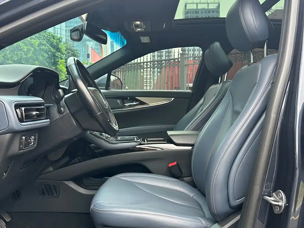 Voyager 2021 2.0T four-wheel drive exclusive edition купить на сайте DeffCars