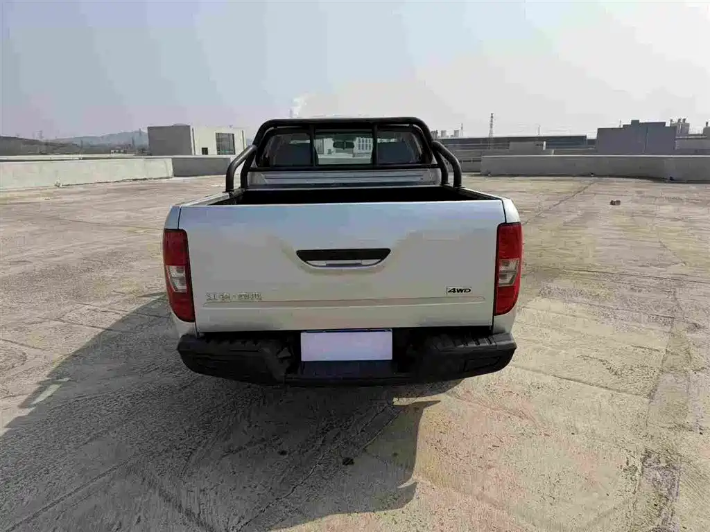 Baodian 2022 2.5T diesel four-wheel drive comfort version standard axle JX4D25A6L купить на сайте DeffCars