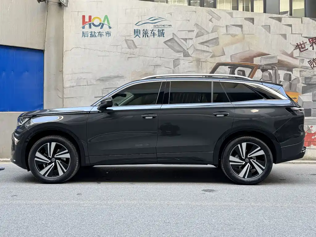 Lanxun 2024 380TSI four-wheel drive R-Line cruising model купить на сайте DeffCars