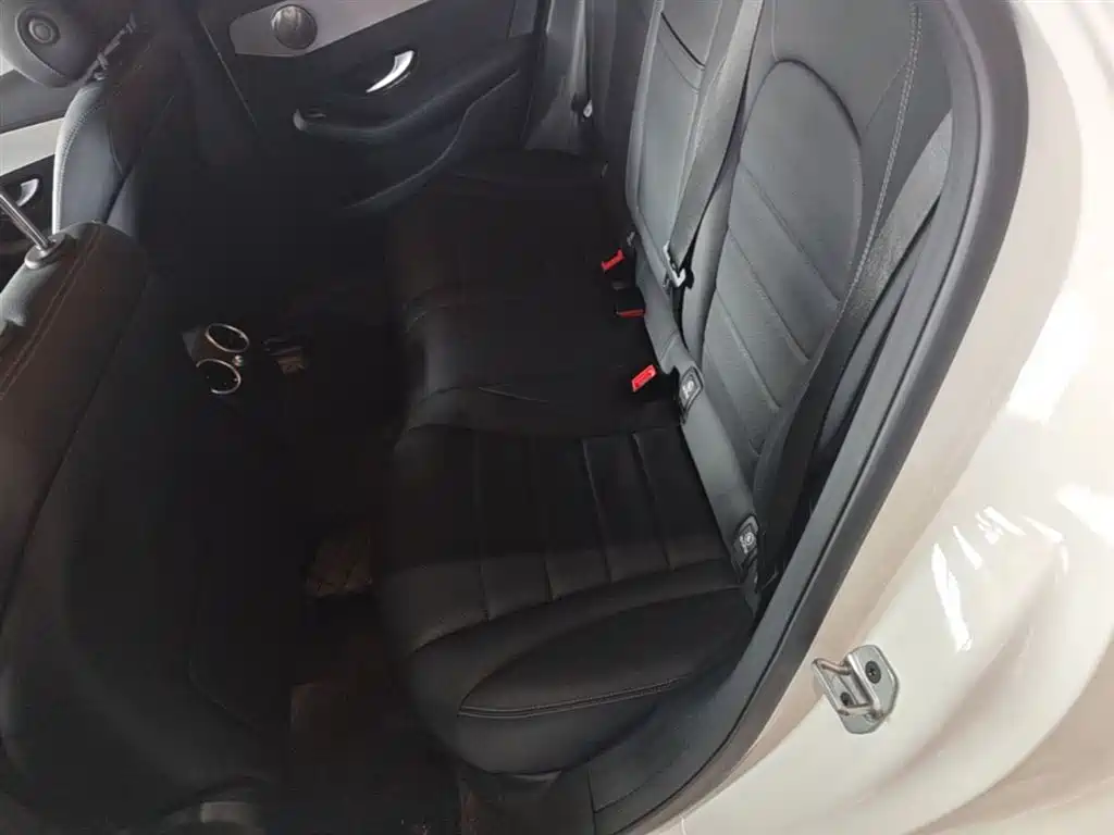 Mercedes-Benz GLC Coupe 2021 GLC 260 4MATIC Coupe SUV купить на сайте DeffCars