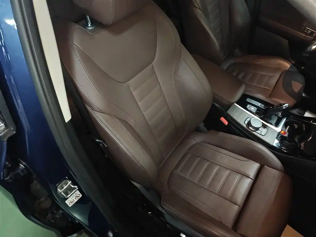 BMW X3 2018 xDrive28i Luxury Package National VI купить на сайте DeffCars
