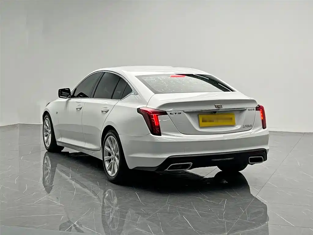Cadillac CT5 2021 28T Fashion Model купить на сайте DeffCars