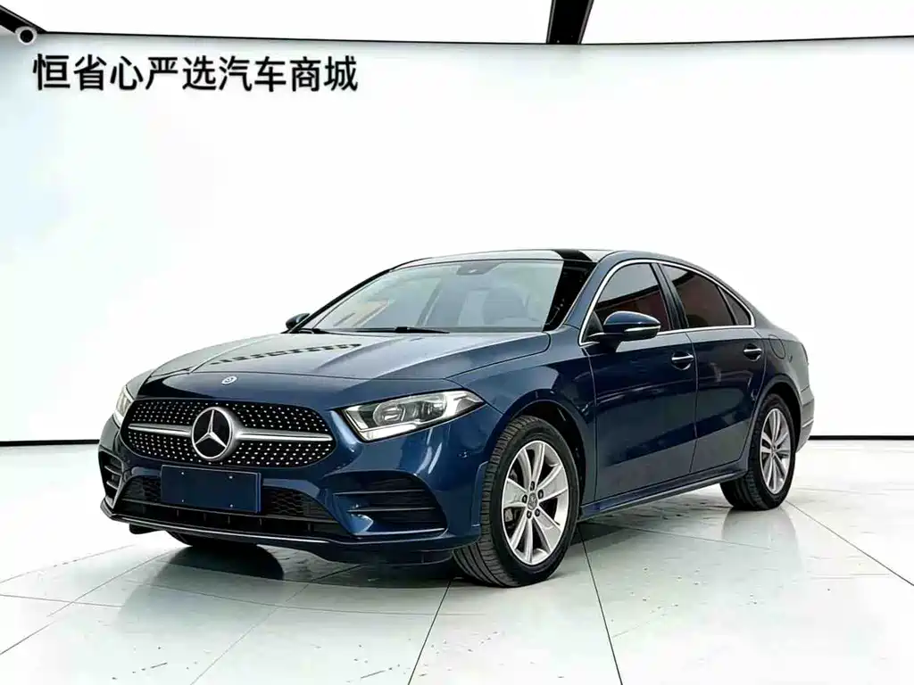 Mercedes-Benz A-Class 2019 A 180 L Sports Sedan купить на сайте DeffCars