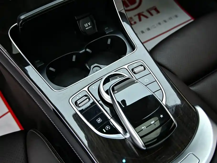 Mercedes-Benz GLC 2019 facelift GLC 260 L 4MATIC luxury model купить на сайте DeffCars