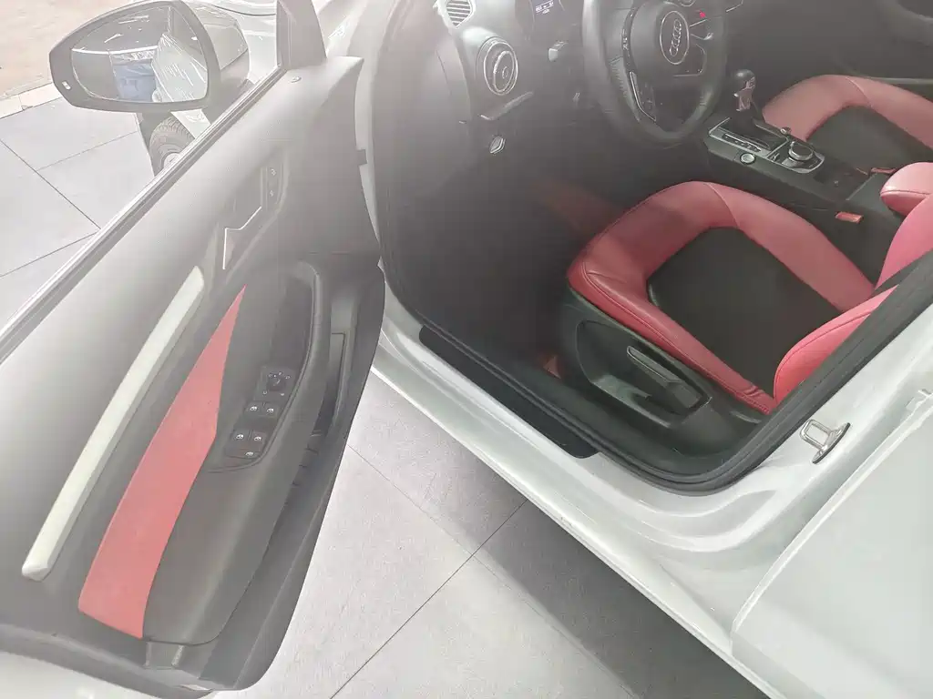 Audi A3 2020 Limousine 35 TFSI Enterprising National VI купить на сайте DeffCars