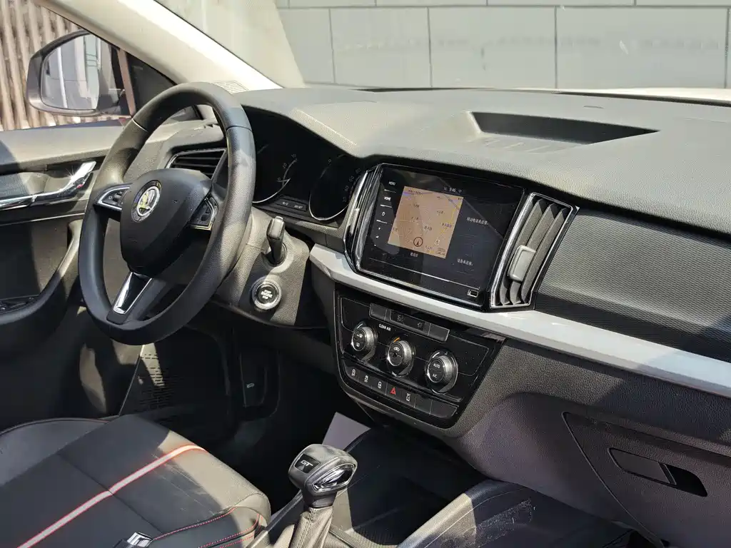 Komic 2020 GT TSI230 DSG Ultimate Edition National VI купить на сайте DeffCars