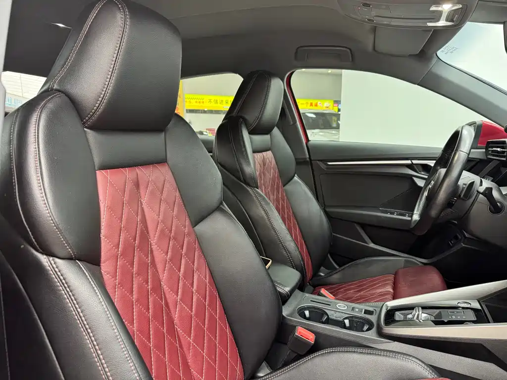 Audi A3 2022 A3L Limousine 35 TFSI aggressive and sporty купить на сайте DeffCars